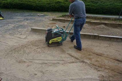 Ammann-Apf-Wendig-Boehrer-Baumaschinen-02